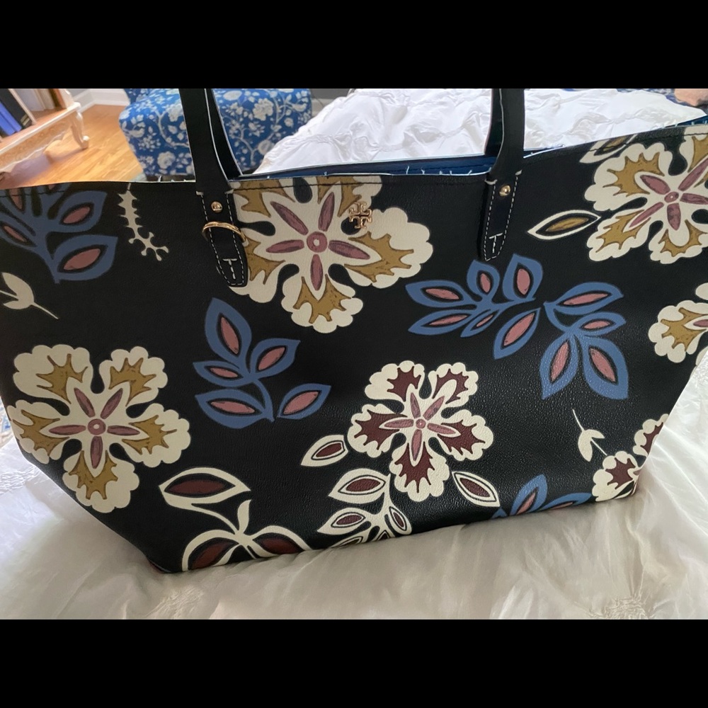 Tory Butch Purse